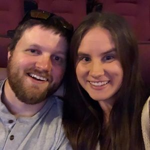 Meet your Posher, Lauralaura